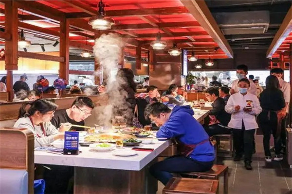 周师兄火锅店