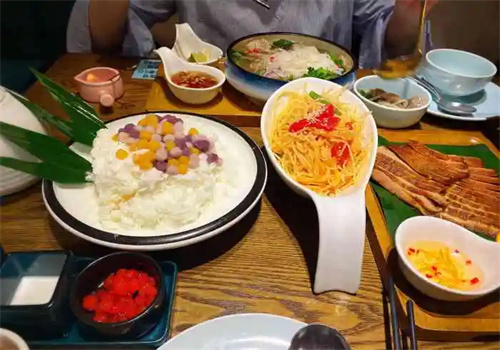 曼泰泰餐