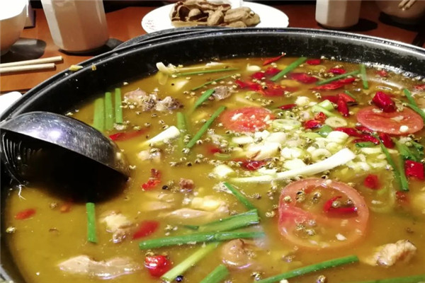 百家酸菜鸡火锅