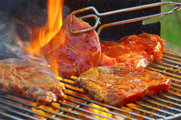 西塔老太太泥炉烤肉
