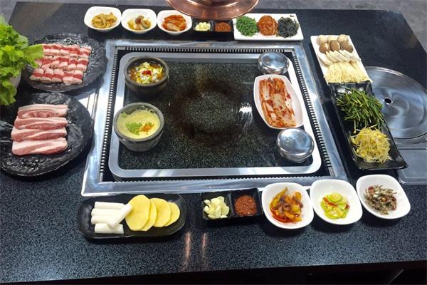 石客家石板烤肉