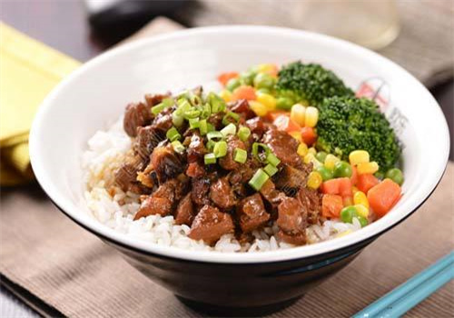 张吉记卤肉饭