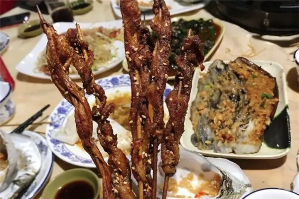 艾氏烧烤大排档