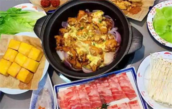 百鸟朝凤港式鸡煲火锅