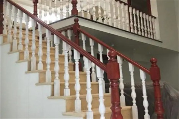 名步楼梯
