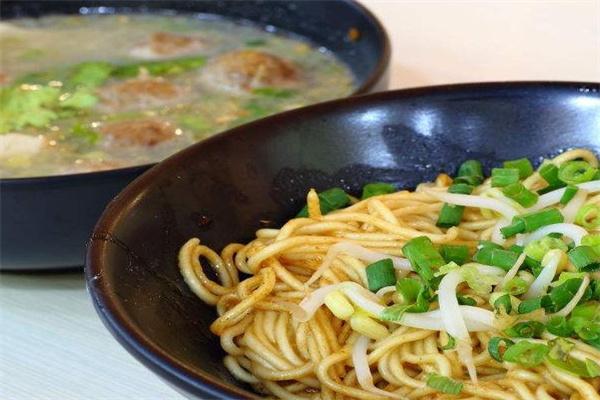 甬上桥头牛肉面