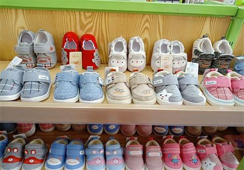 婴语故事母婴店