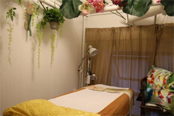 野蔷薇美容养生馆