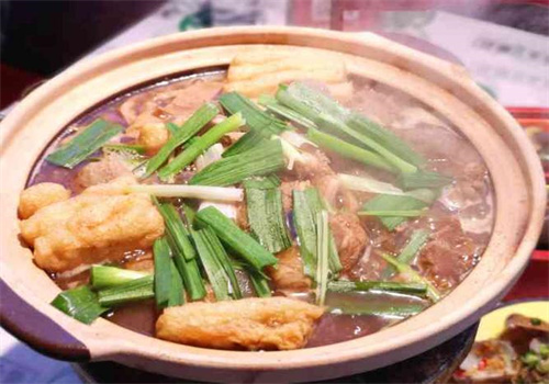 仔强广东牛杂煲