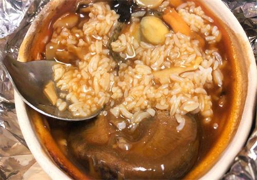 宴品鲍鱼饭