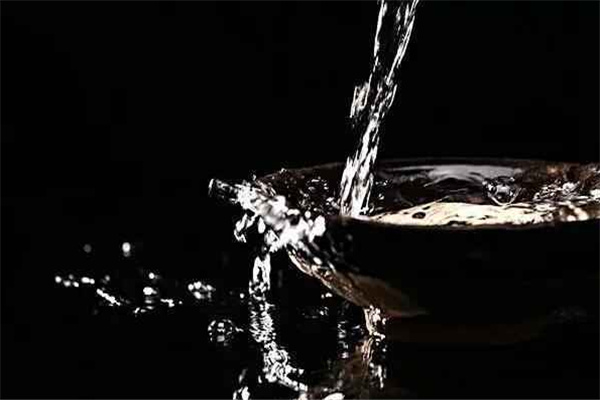 五粮液添福白酒