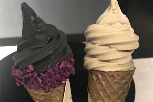 恋滋冰激凌