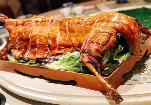 蒙羊之家涮肉内蒙古烤全羊