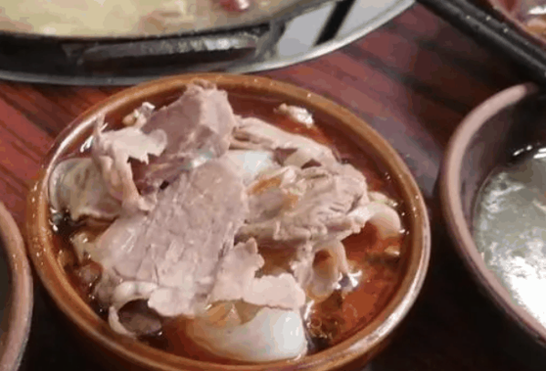 胡记洞氮羊肉馆