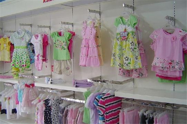 金贝贝童装店加盟