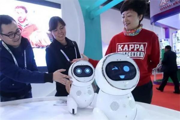 轻近教育机器人