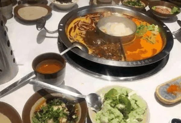 蜀教主卤味火锅