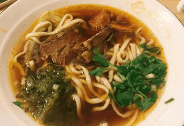贯口老坛酸菜牛肉面
