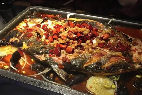 聚品味湄公烤鱼