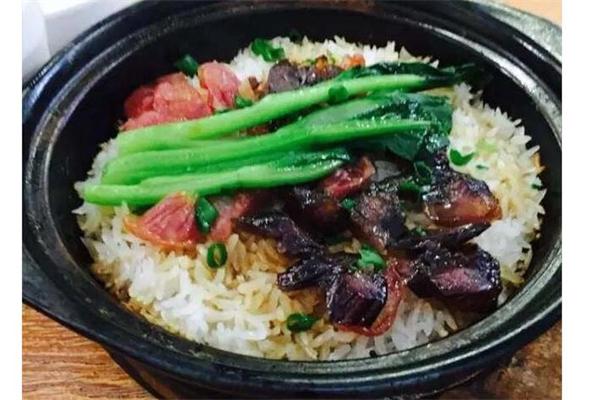 味来雅紫砂锅拌饭