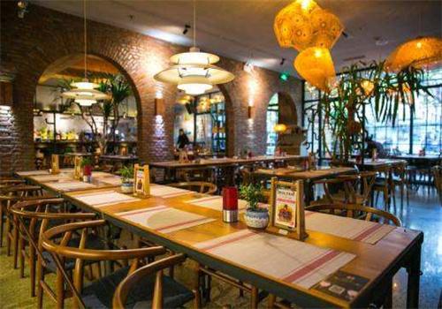 麦肯基西式快餐店