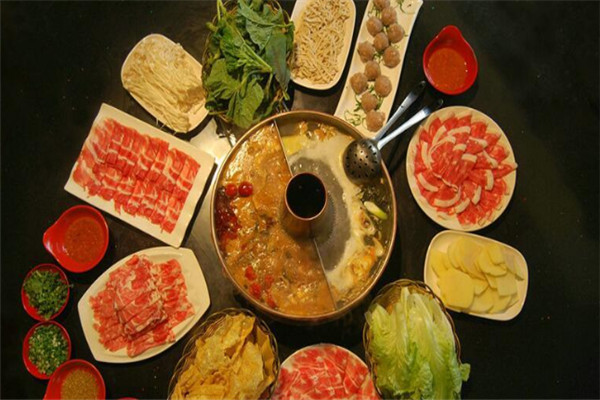 羊老赞火锅店加盟