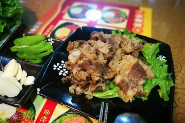 伟和石板煎肉