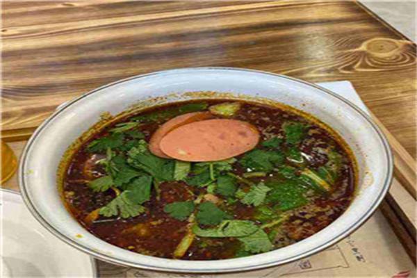 包煮公肉酱米线