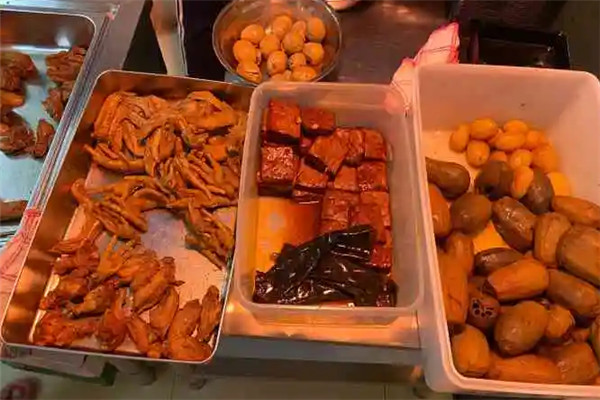 吴长子卤菜馆加盟