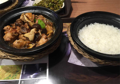 瓦饭坊瓦煲饭