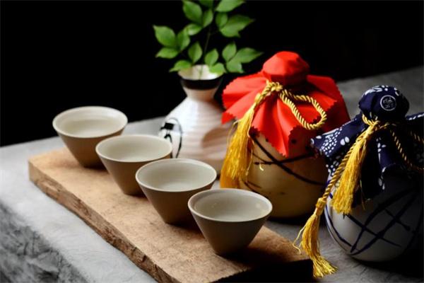 麦烧王白酒