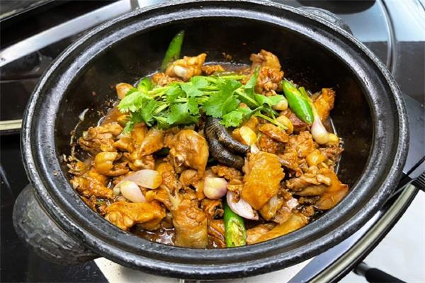 煲仔叔鸡煲