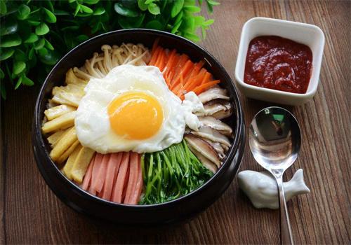 韩拾林石锅拌饭