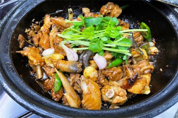 煲仔叔鸡煲