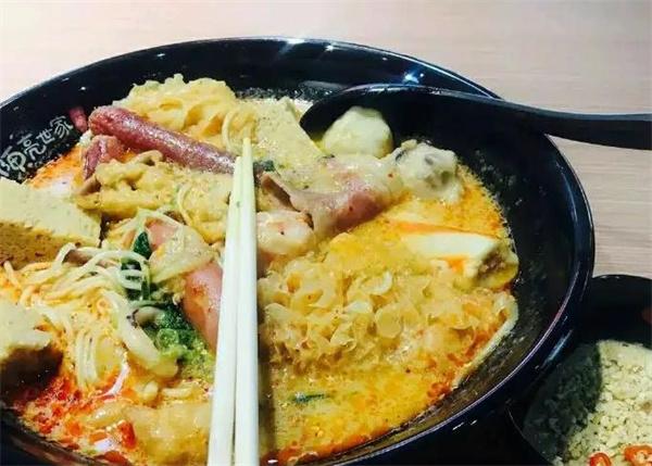 陈亮世家麻辣烫