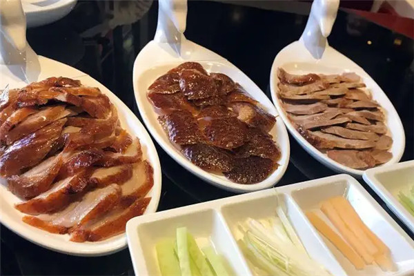 一品京城烤鸭加盟