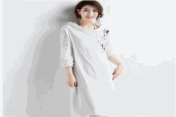 健凡服装贸易折扣女装批发