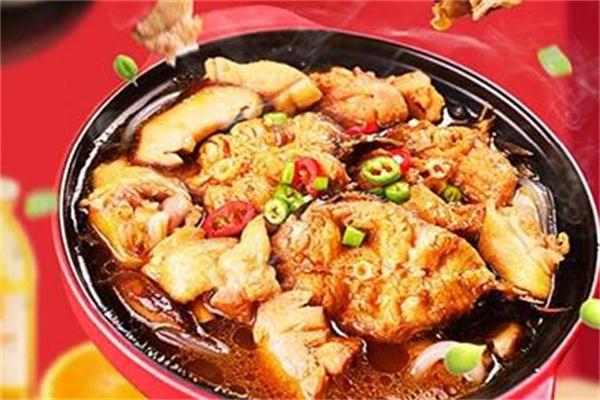 春的椿鸡焖鱼
