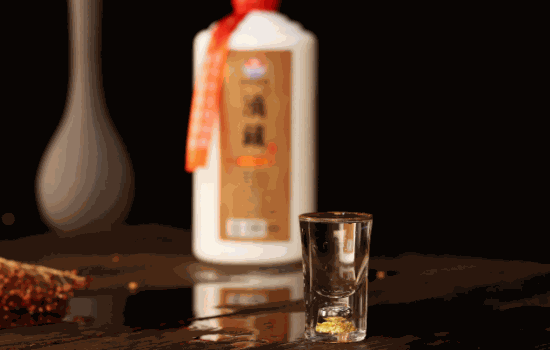 阙家白酒