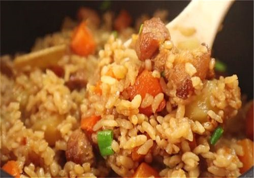 左耳知现烤焖汁饭