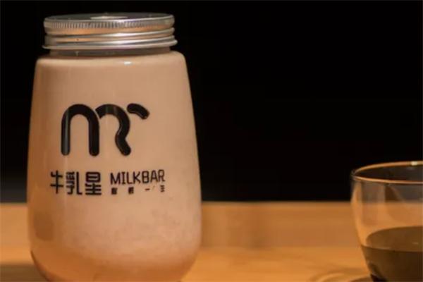 牛乳星酸奶