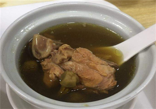 龙腾炖罐