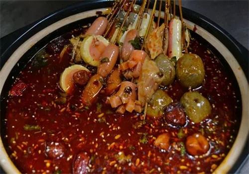 渝五爷鸭血串串锅