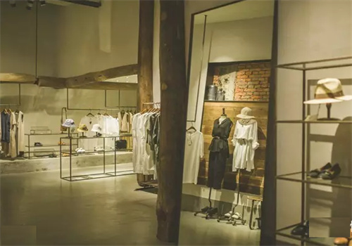 miss岚服装
