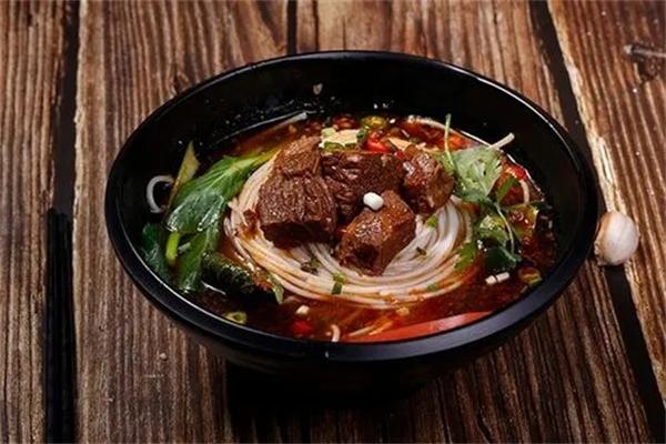 王记牛肉米线