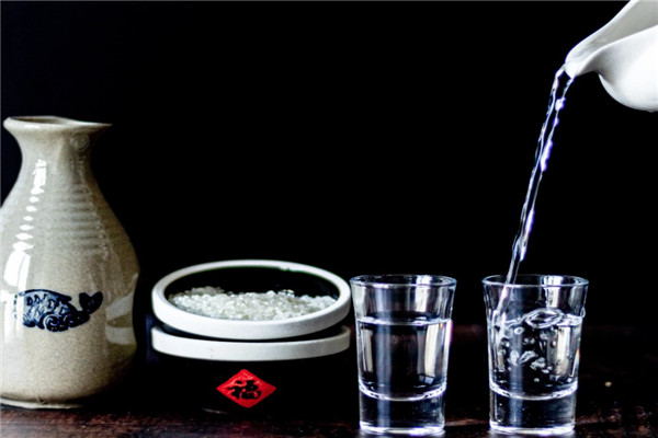刺五加白酒