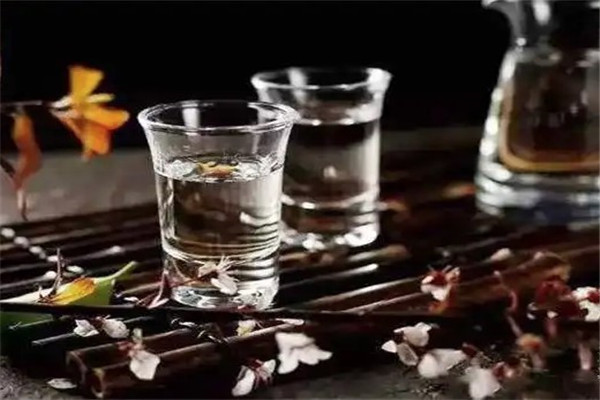 国梦圆白酒
