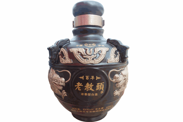 百年老教头白酒