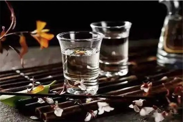 卡拉米诺白酒