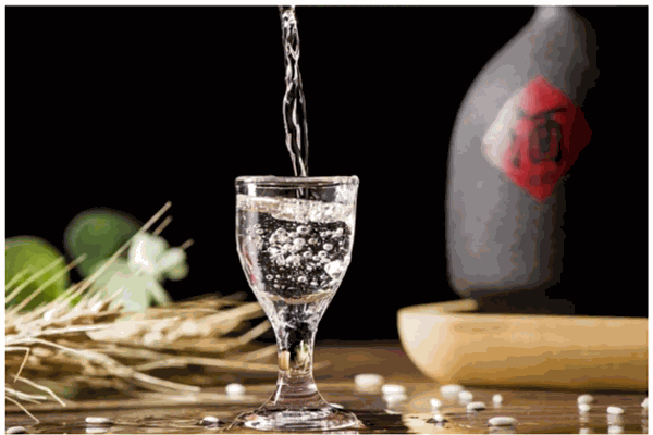 泸州三益白酒
